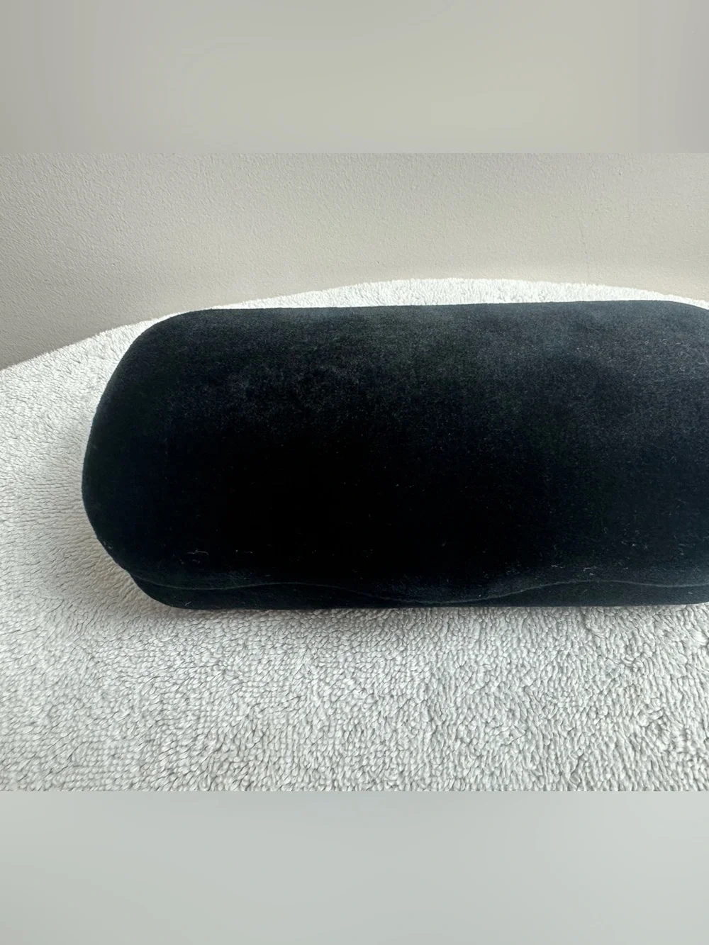 Gucci Black Velvet Eyewear Case with Drawstring Pouch